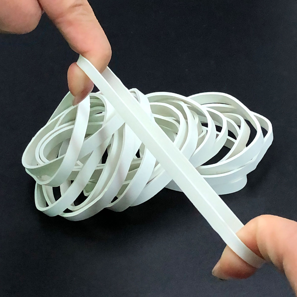 100pcs Rubber Bands White Colo - огляд і ціна Stationery Warehouse